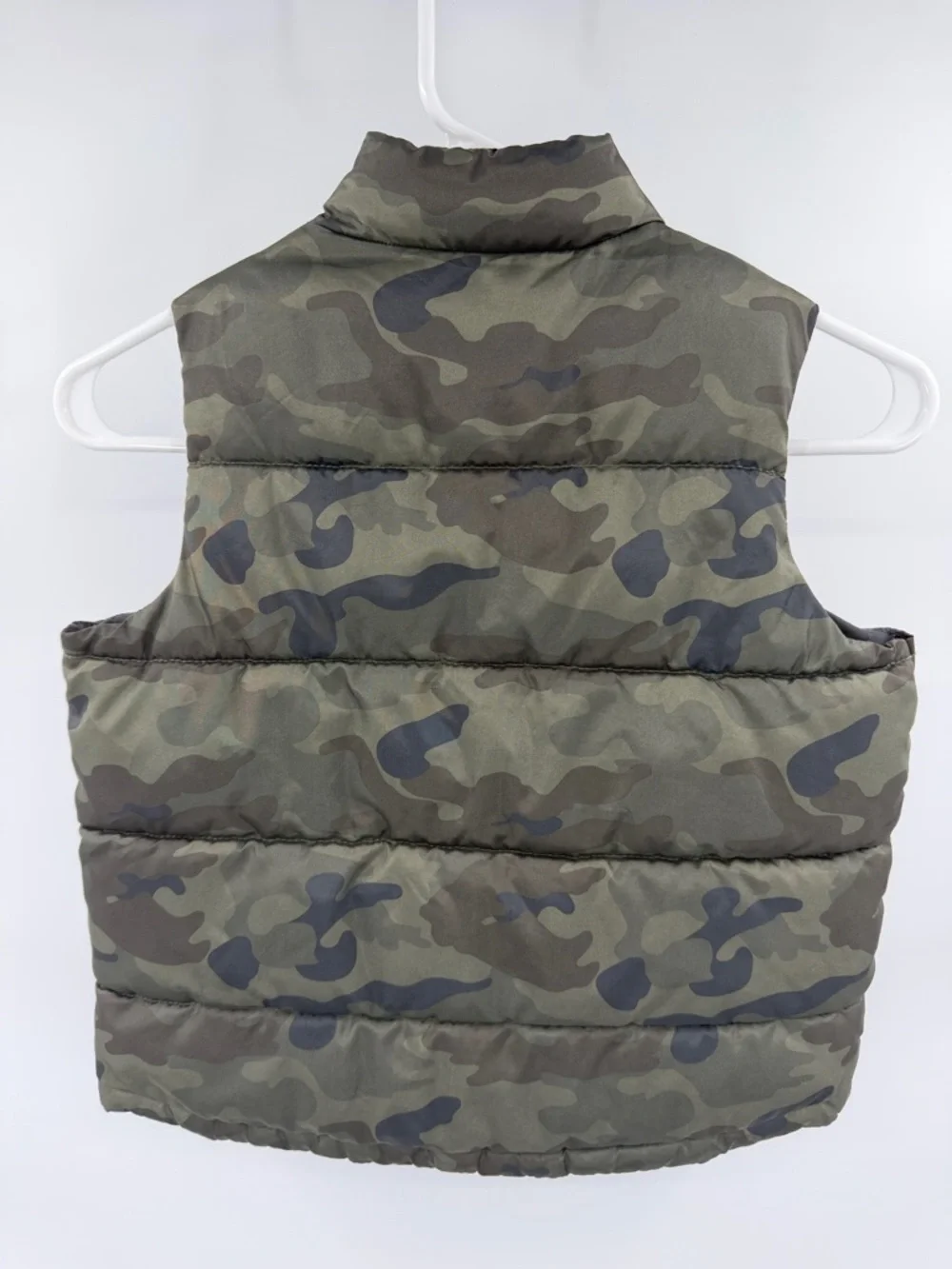 Old‎ Navy Green Camo Puffer Vest Kids Size XS/5